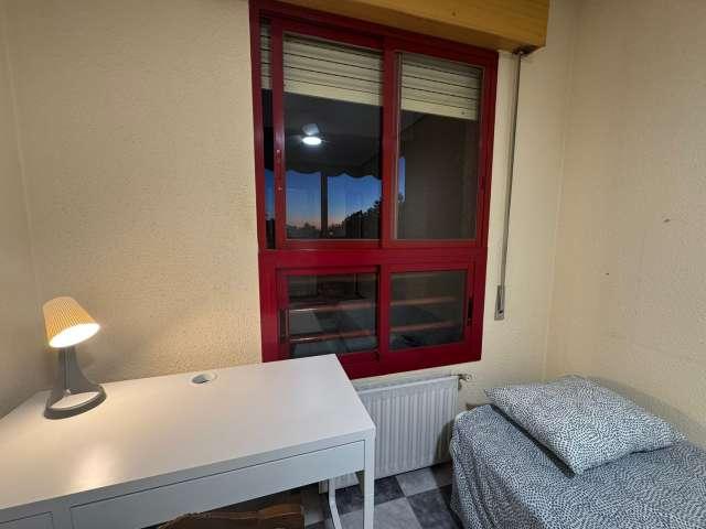 Se alquila habitación en piso compartido, Entrevías, Madrid