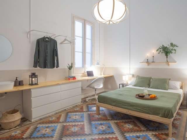Se alquila habitación en piso compartido, la Dreta de l'Eixample