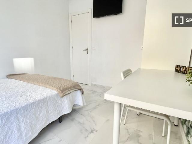 Se alquila habitación en piso compartido, La Paz Las Golondrinas