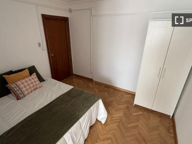 Se alquila habitación en piso compartido, Palos de Moguer, Madrid