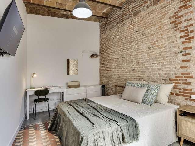 Se alquila habitación en piso de 4 dormitorios en Barcelona