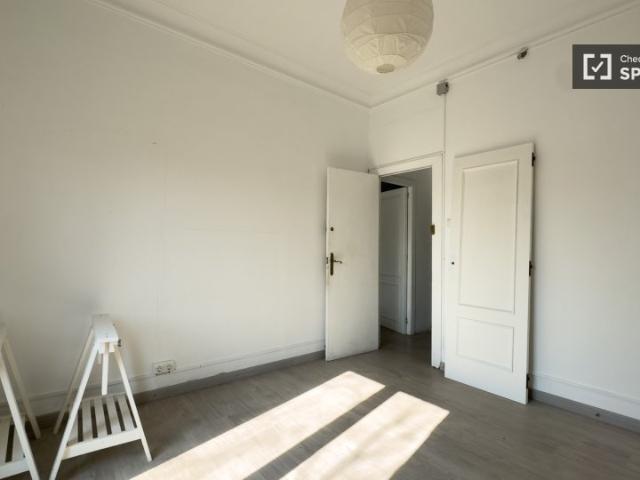 Habitación en piso compartido en alquiler en El Raval, Barcelona
