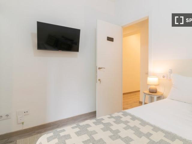 Se alquila habitación en La Sagrada Familia, Barcelona