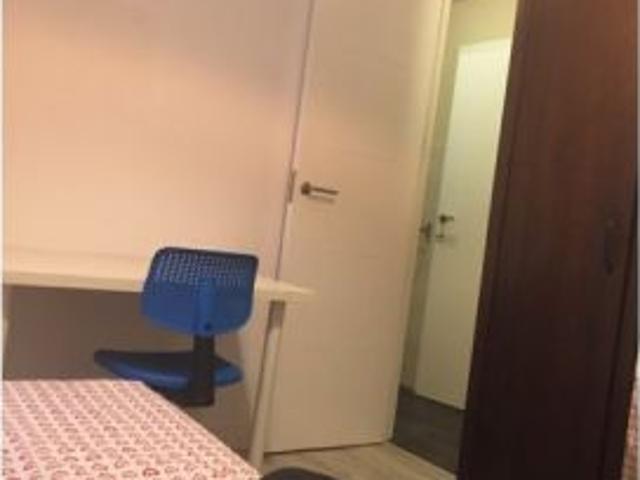 Se alquila habitación en piso de 4 dormitorios en exclusiva guindalera