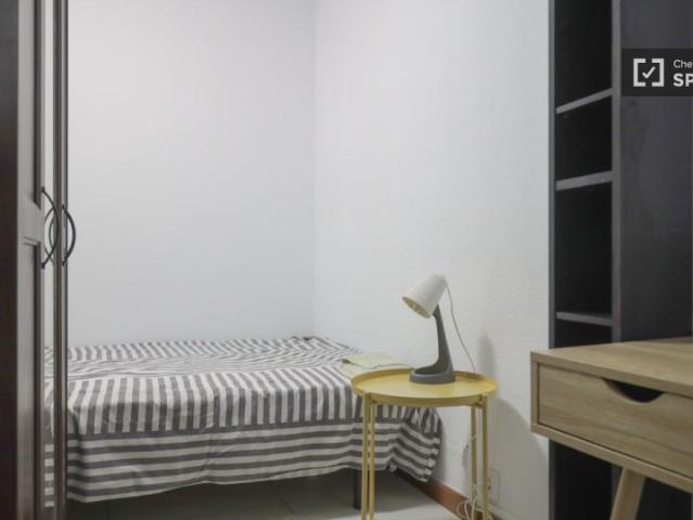 Habitación compartida en alquiler en Opañel, Madrid
