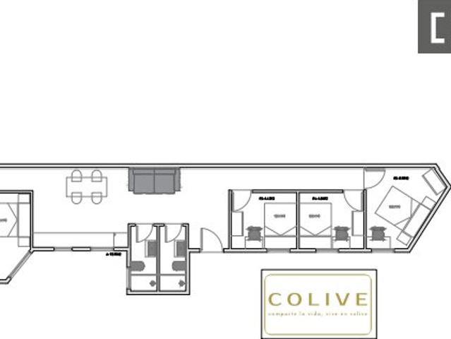 Se alquila habitación en piso de 5 dormitorios en Almagro, Madrid