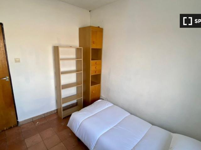 Habitación en piso compartido en alquiler en San Isidro, Madrid