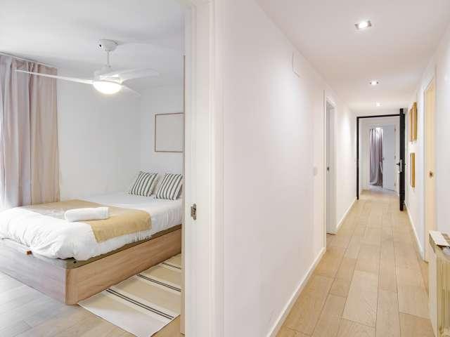 Se alquila habitación en piso de 6 habitaciones en Ópera, Madrid