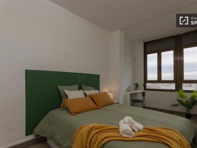 Habitación en piso compartido de 8 habitaciones, Sant Francesc Valencia