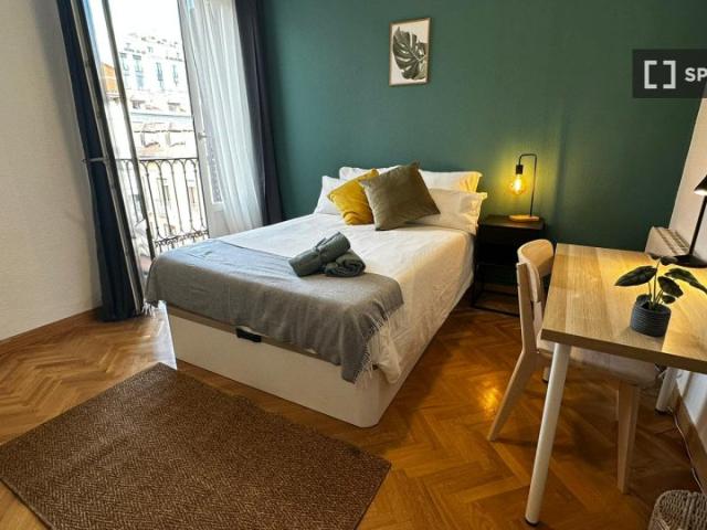 Habitación en piso compartido en alquiler en Sol, Madrid