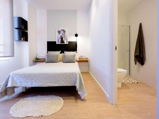 Se alquila habitación en piso de 2 dormitorios en Valencia