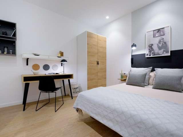 Se alquila habitación en piso de 2 dormitorios en Valencia