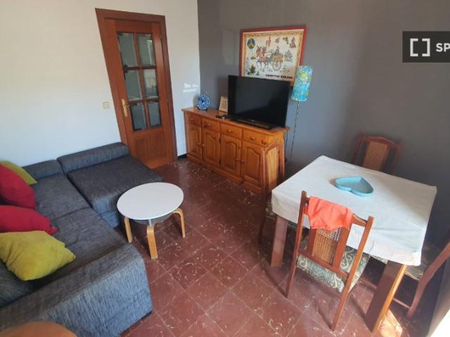 Se alquila habitación en piso de 3 habitaciones, El Masnou