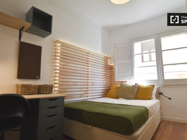 Habitación en piso compartido en El Raval, Barcelona