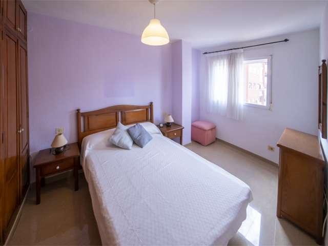 Se alquila habitación en piso de 3 habitaciones, La Malva Rosa
