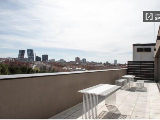 Se alquila habitación en residencia de estudiantes en Madrid