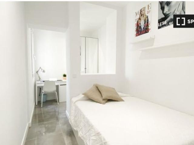 Se alquila habitación en residencia de estudiantes en Madrid