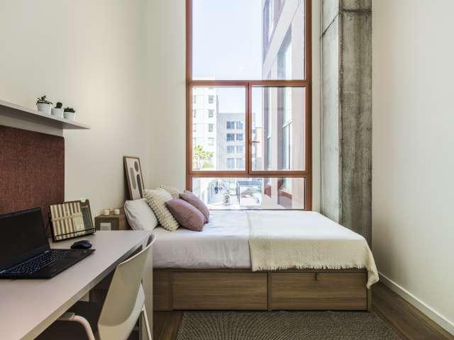 Se alquila habitación en residencia en Barcelona