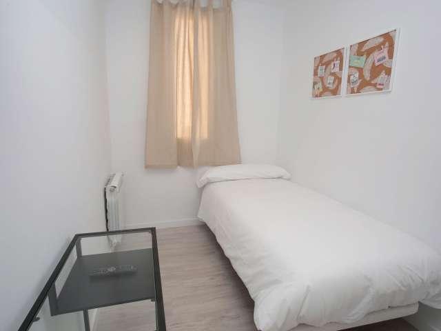 Se alquila habitación en residencia en Centro, Madrid
