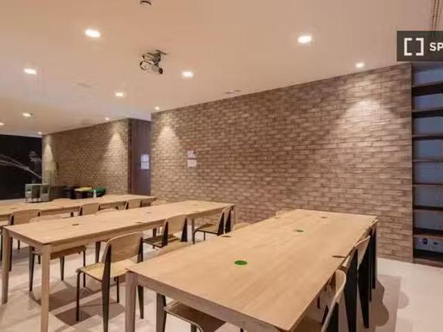 Se alquila habitación en residencia en Pamplona, Pamplona
