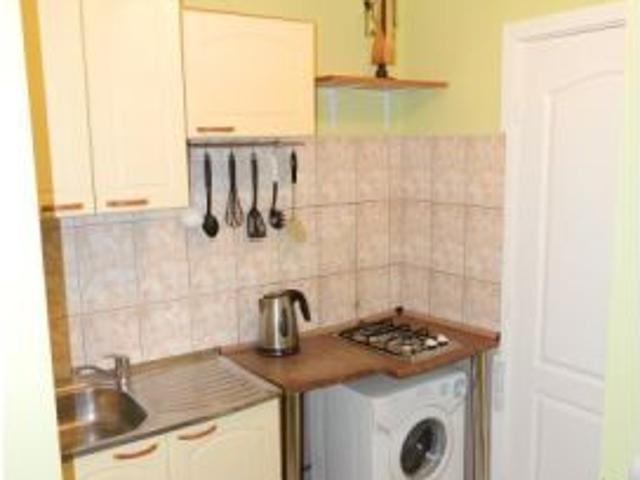 Se alquila habitación en un apartamento compartido de 3 dormitorios en Latgales priekšpilsēta