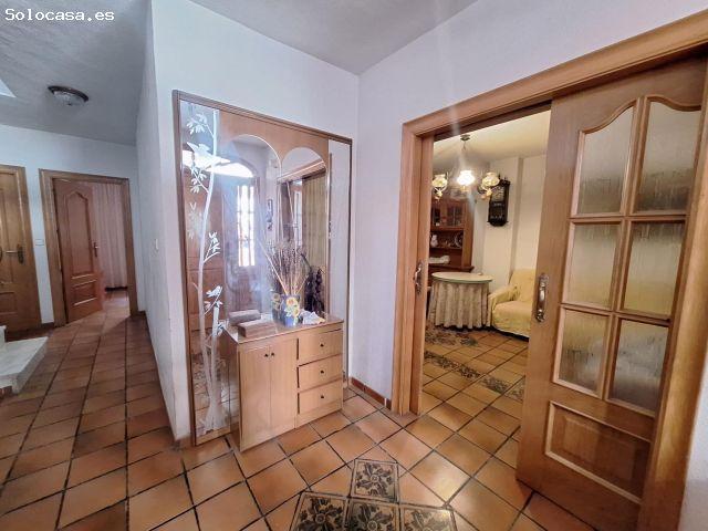 Se alquila habitación en una casa en Librilla