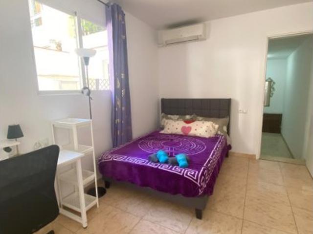 Se alquila habitación en Vallcarca i els Penitents, Barcelona