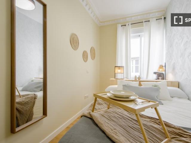 Se alquila habitación, Fuente del Berro, Madrid