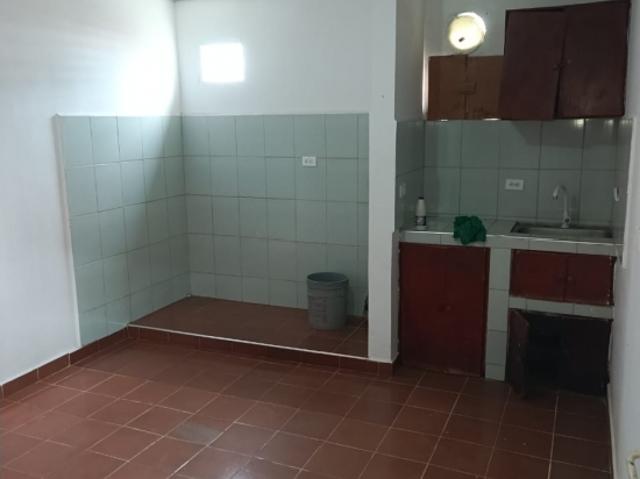 SE ALQUILA HABITACION SEMIAMOBLADA VE45 234ET OROD