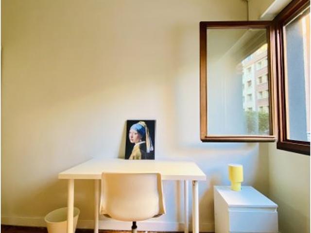 Se alquila habitación para compartir en Deustu, Bilbao