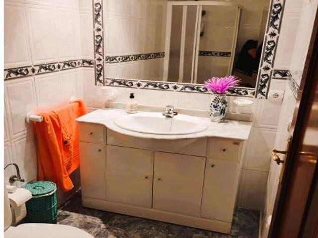 Se alquila habitaciones SOLO ESTUDIANTES En Almogavares junto Vial