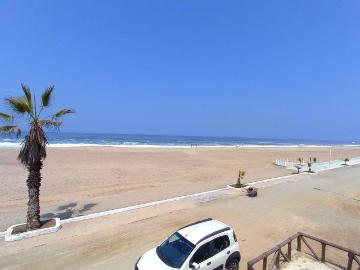 Se Alquila linda casa para 25 45 personas en Punta Rocas