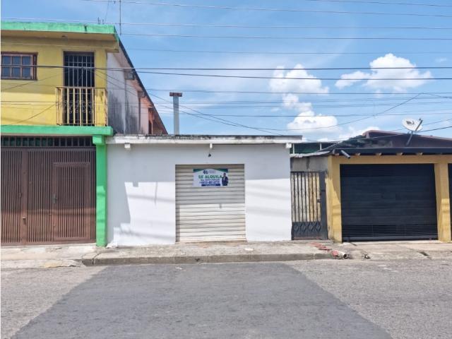 SE ALQUILA LOCAL COMERCIAL