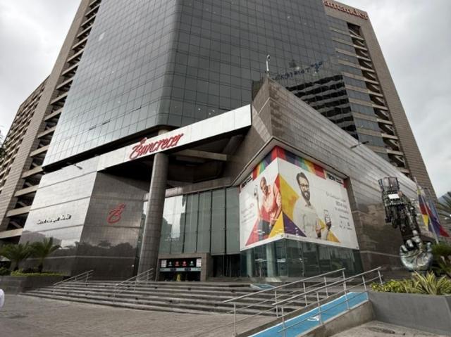 Se Alquila Local Comercial 200m² Los Palos Grandes