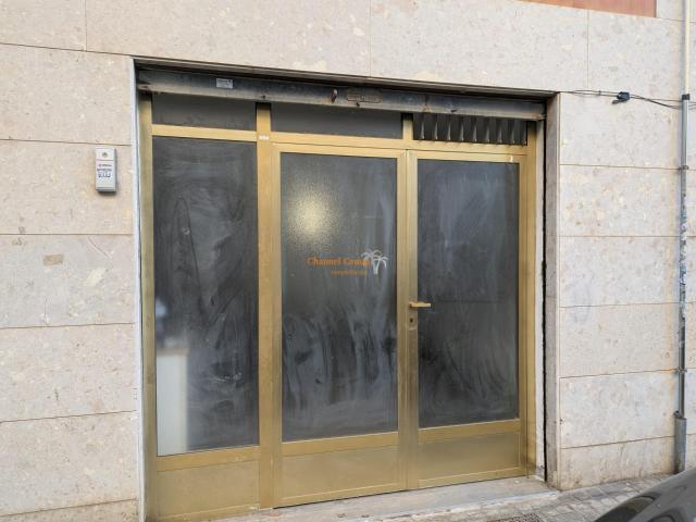 SE ALQUILA LOCAL COMERCIAL IDEAL PARA INICIAR TU NEGOCIO !, ZONA CENTRO