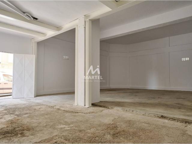 SE ALQUILA LOCAL COMERCIAL / ALMACEN EN EL CRUCE DE ARINAGA