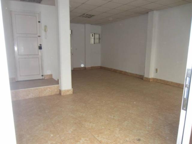 SE ALQUILA LOCAL COMERCIAL EN VISTALEGRE, MURCIA
