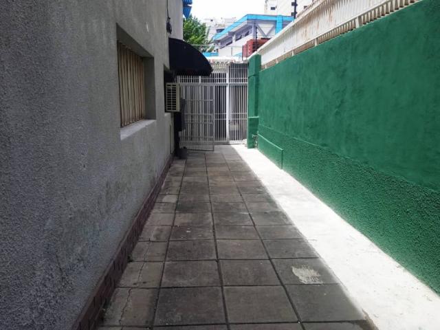 Se alquila Local Comercial en Bello Monte