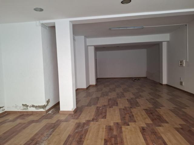SE ALQUILA LOCAL COMERCIAL EN LOMA DE LA MEZQUITA