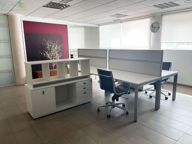 SE ALQUILA LOCAL COMERCIAL EN LA VEREDA NOVELDA