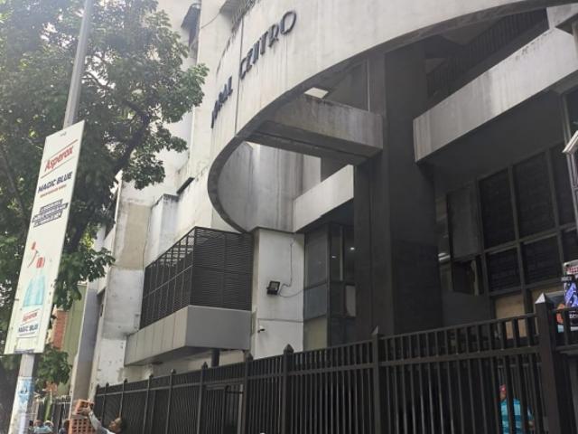 Se Alquila Local Comercial en la Candelaria 72Mts. PFmv