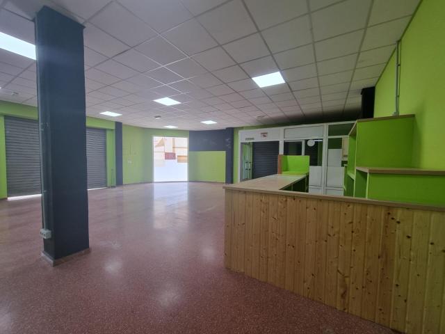 SE ALQUILA LOCAL COMERCIAL EN MONFORTE DEL CID ALICANTE SPAIN