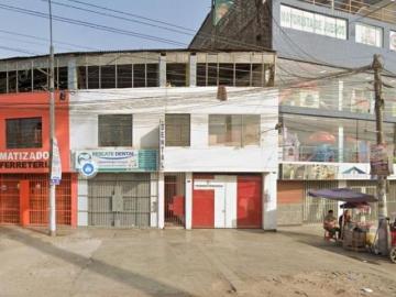 Se Alquila Local Comercial En Palao de 174 M2