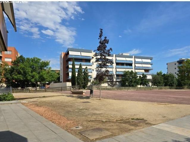 ¡SE ALQUILA LOCAL EN LA ZONA ALTA DE LLEIDA!