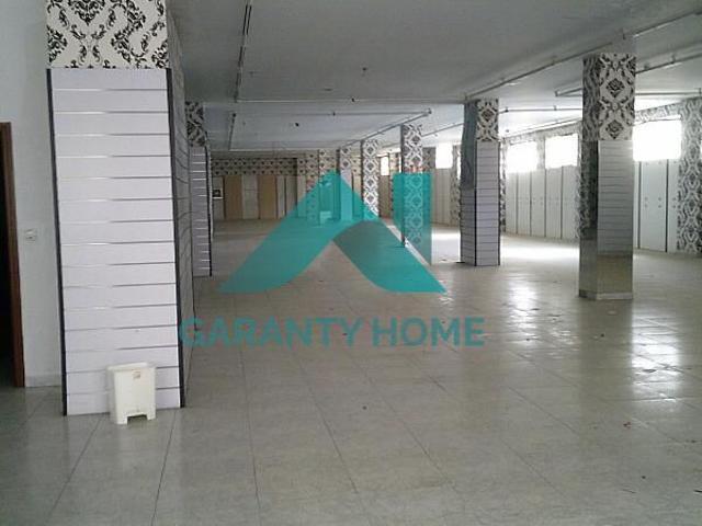 SE ALQUILA LOCAL EN PLASENCIA