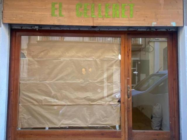SE ALQUILA LOCAL EN PLENO CENTRO
