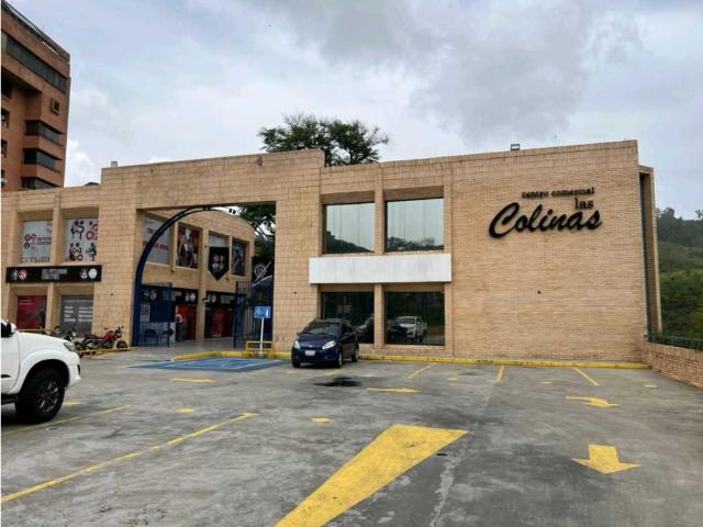 Se alquila local 18m2 Los Samanes 9858