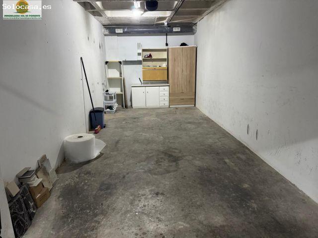 Se alquila para todo el año plaza de garaje cabinado trastero en Benidorm