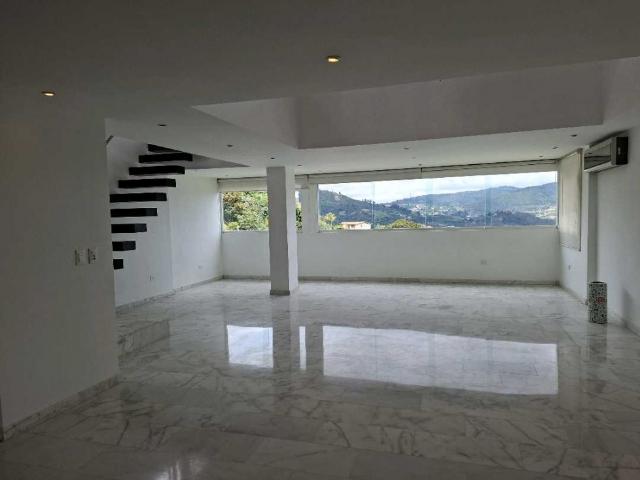 Se Alquila PH dúplex tipo loft 344m2 y 15m2 de Terraza