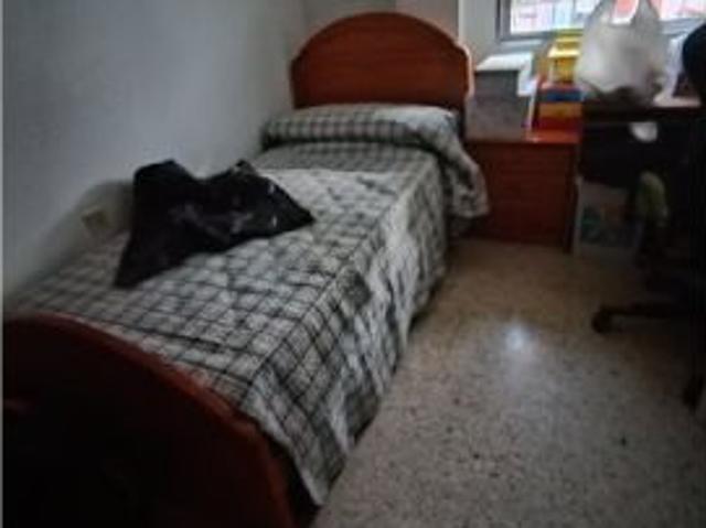 Se alquila piso de 3 habitaciones en Fuentecica Quemadero, Almería